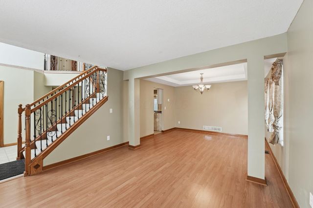 5660 Newington Drive, Hilliard, OH 43026