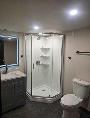 555 Meadow LANE, Sheboygan Falls, WI 53085