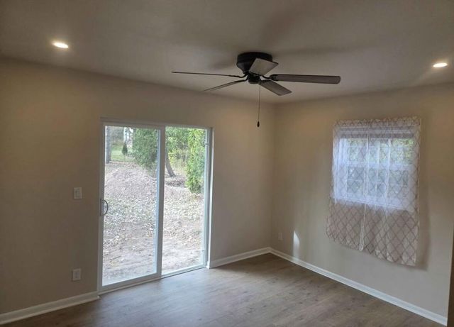 555 Meadow LANE, Sheboygan Falls, WI 53085