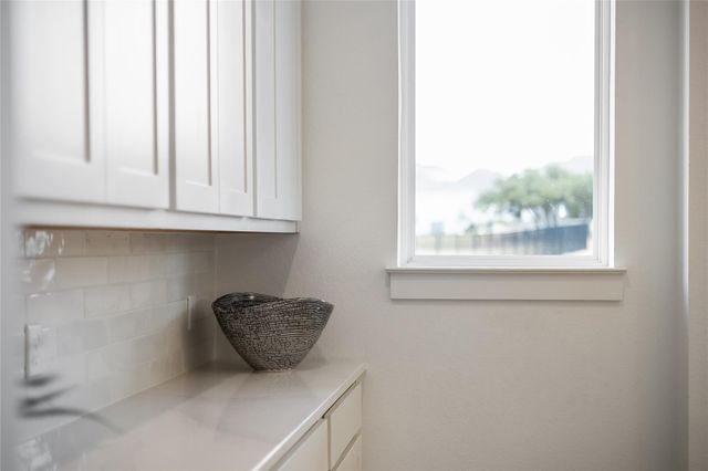 494 Prairie Clover DR, Dripping Springs, TX 78620