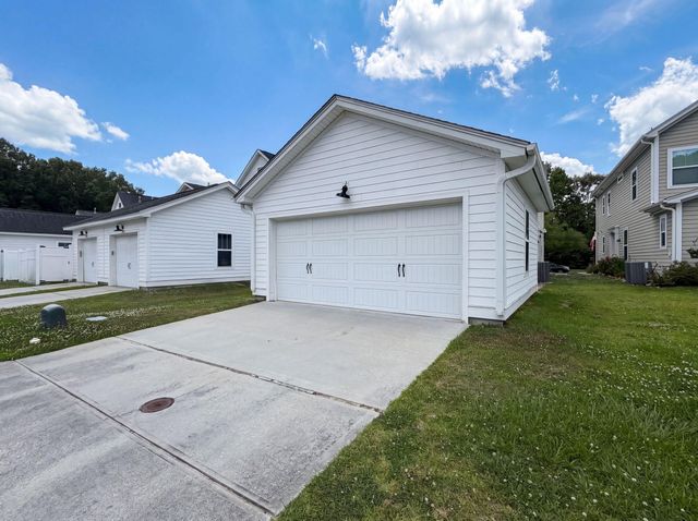1013 Ashley Garden Boulevard, Charleston, SC 29414
