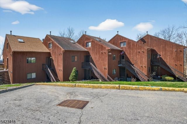1 Red Lodge Dr. Unit 6 6, Vernon Twp., NJ 07462