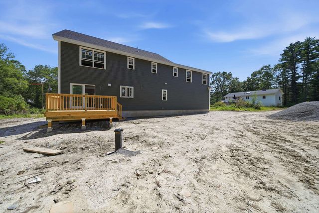 78 Gowing Road, Hudson, NH 03051