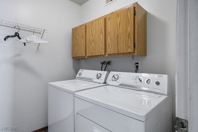 3477 Kensbrook Street, Las Vegas, NV 89121