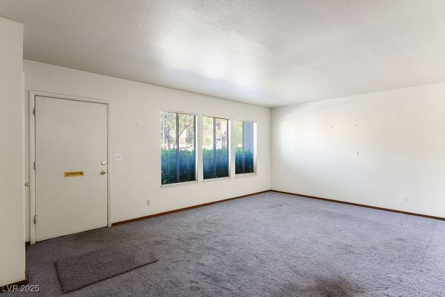 3477 Kensbrook Street, Las Vegas, NV 89121