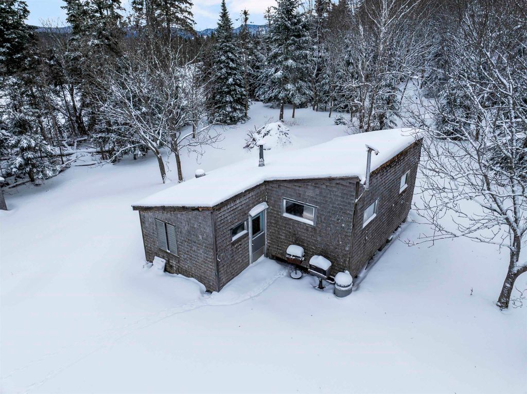 242 Noyes Road, Stewartstown, NH 03576