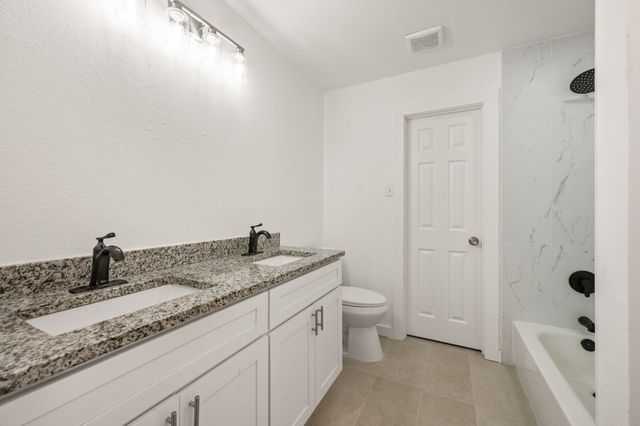 840 Edgehill Drive, Hurst, TX 76053