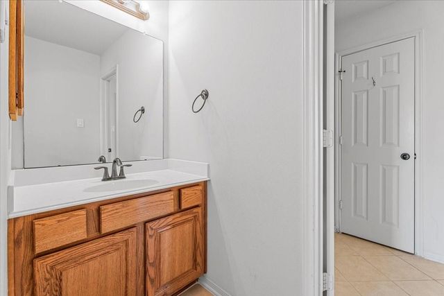 7 Canyon Wren Drive, Spring, TX 77389