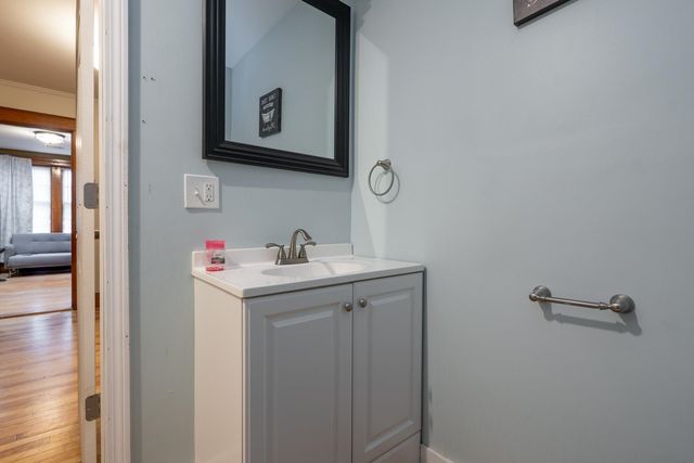 359 Central St Ste 3, Franklin, NH 03235
