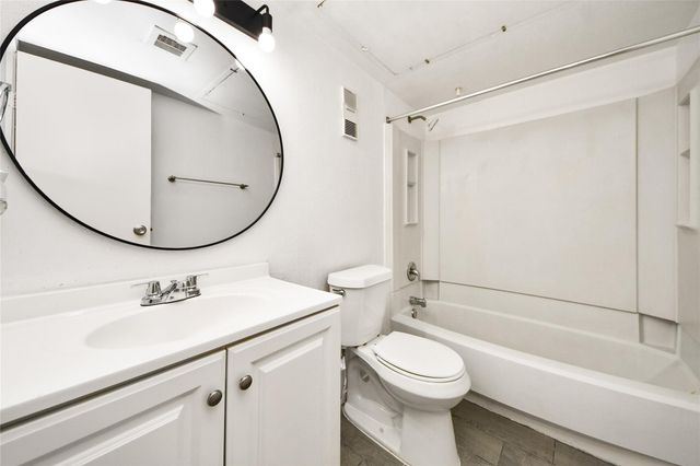 12905 Woodforest Boulevard 712, Houston, TX 77015