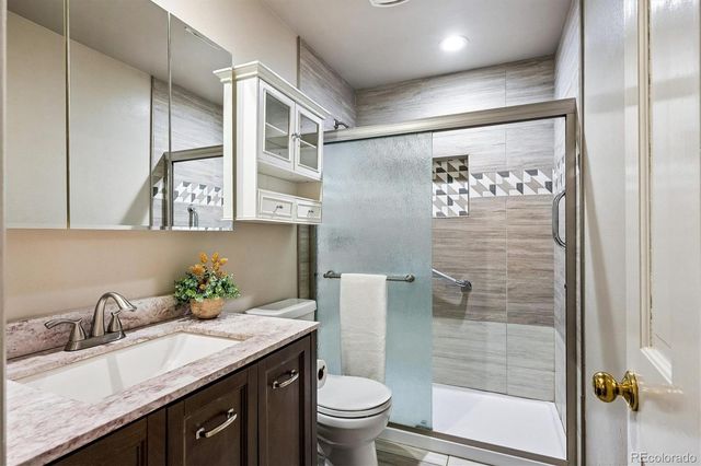 8039 S Newport Court, Centennial, CO 80112