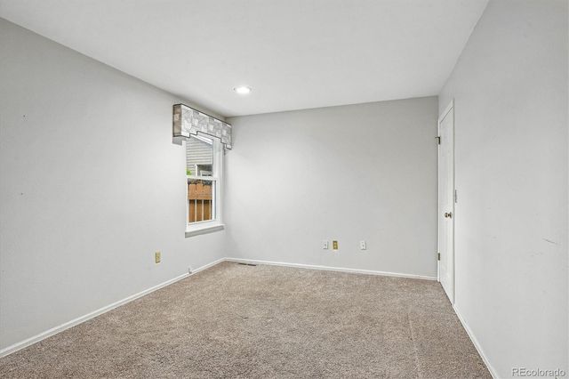 8039 S Newport Court, Centennial, CO 80112
