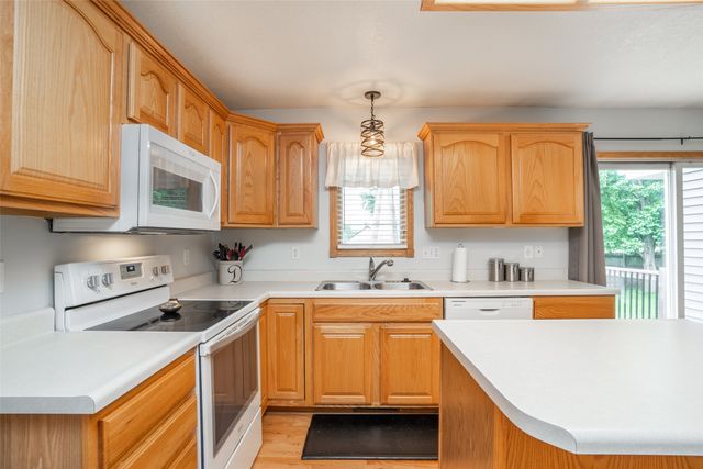 301 W Maple Street, Runnells, IA 50237