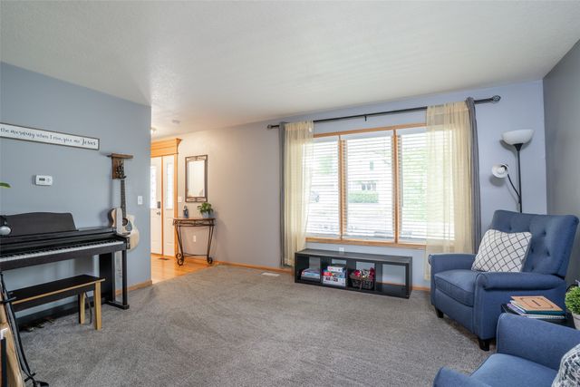 301 W Maple Street, Runnells, IA 50237