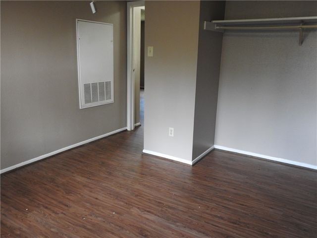 208-210 Bucknell Court, College Station, TX 77840