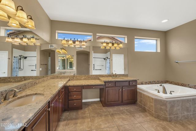 62090 E Northwood Road, Tucson, AZ 85739