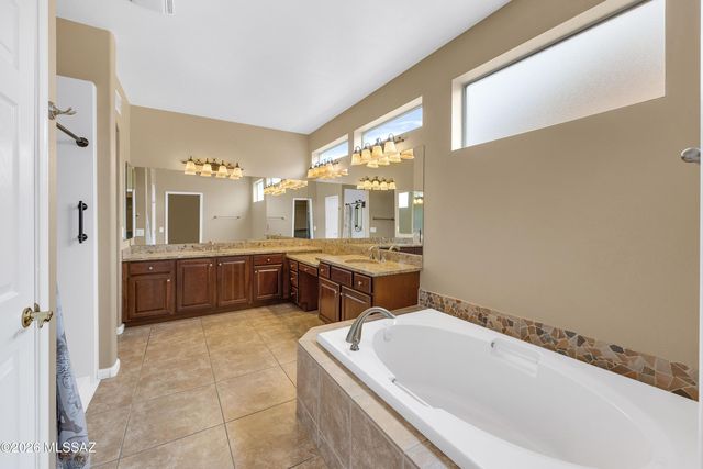 62090 E Northwood Road, Tucson, AZ 85739