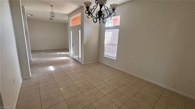 2435 NW 7th TER, Cape Coral, FL 33993