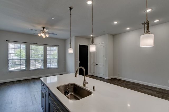 1564 Windermere Way, Farmers Branch, TX 75234