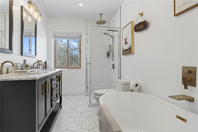 731 East Handsome Brook Road, Franklin, NY 13775