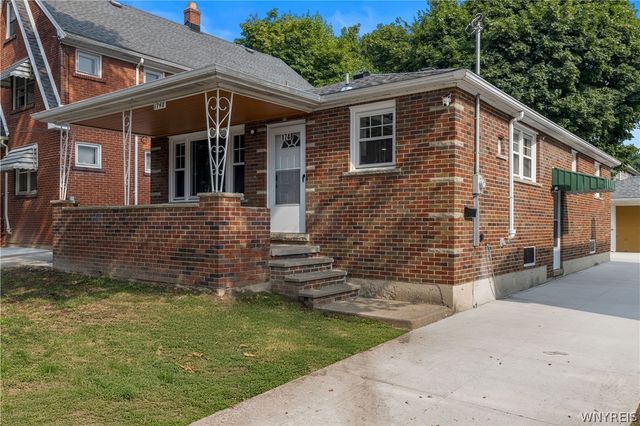 1748 Welch Avenue, Niagara Falls, NY 14303