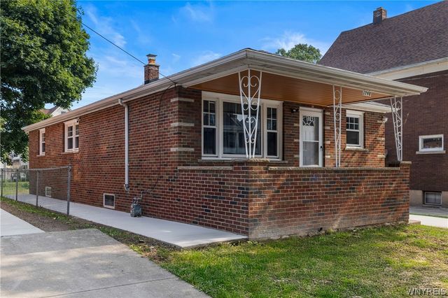 1748 Welch Avenue, Niagara Falls, NY 14303