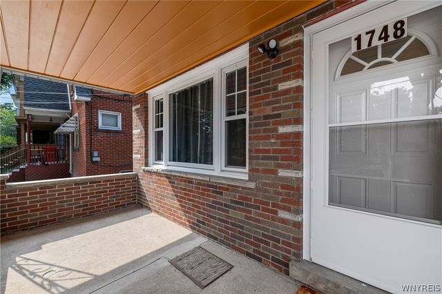 1748 Welch Avenue, Niagara Falls, NY 14303