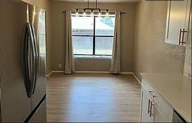1909 Fountain View, Edmond, OK 73013
