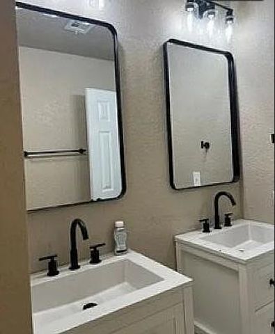 1909 Fountain View, Edmond, OK 73013