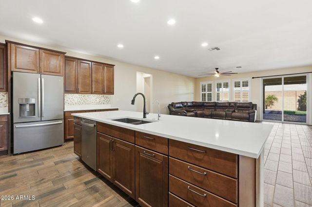 12516 W MCLELLAN Court, Glendale, AZ 85307