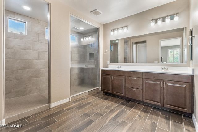 12516 W MCLELLAN Court, Glendale, AZ 85307