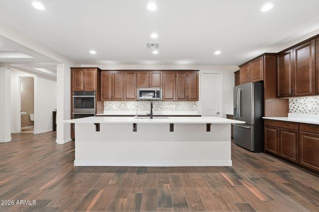 12516 W MCLELLAN Court, Glendale, AZ 85307