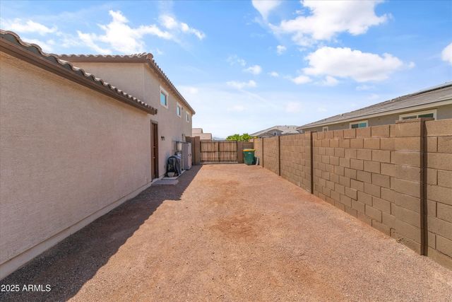12516 W MCLELLAN Court, Glendale, AZ 85307