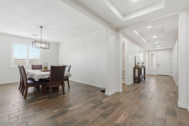 12516 W MCLELLAN Court, Glendale, AZ 85307