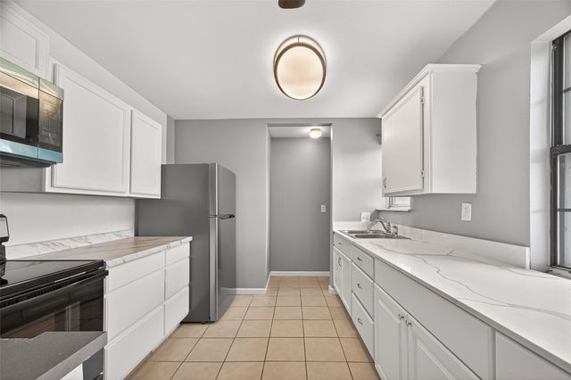 11927 Flushing Meadows Drive, Houston, TX 77089