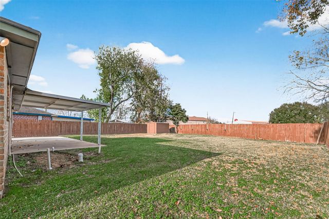 11927 Flushing Meadows Drive, Houston, TX 77089