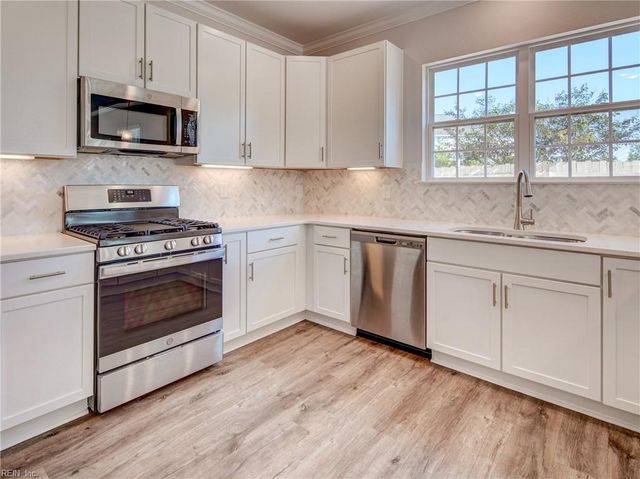 355 Middleton WAY, Chesapeake, VA 23322