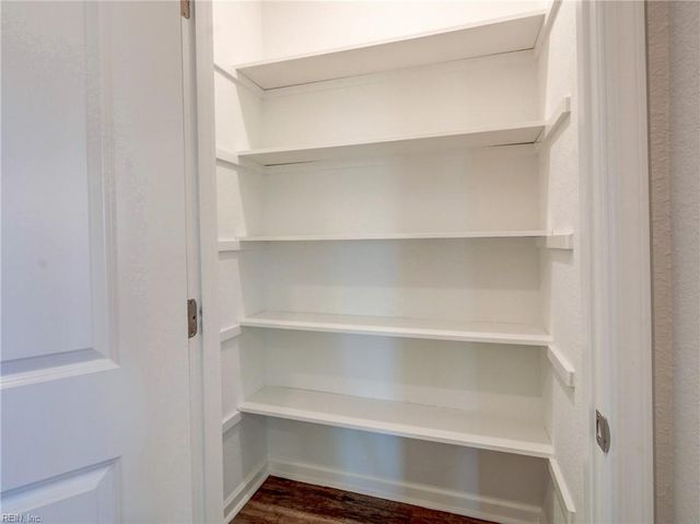 355 Middleton WAY, Chesapeake, VA 23322