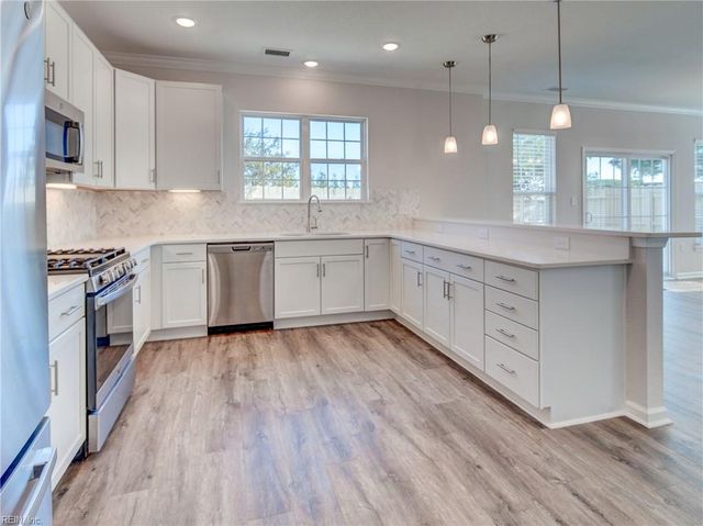 355 Middleton WAY, Chesapeake, VA 23322