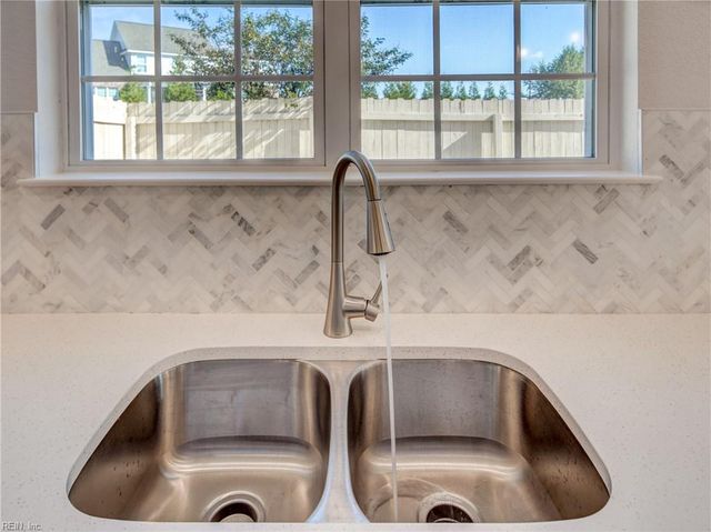 355 Middleton WAY, Chesapeake, VA 23322