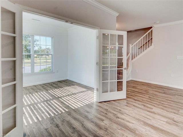 355 Middleton WAY, Chesapeake, VA 23322