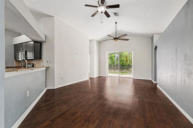 1852 BLANCHARD CT, Wesley Chapel, FL 33543