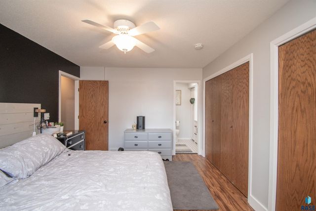 2309 S Dover Dr Drive, Sioux Falls, SD 57106