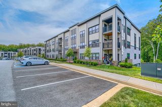 10411 RESORT RD #V, Ellicott City, MD 21042
