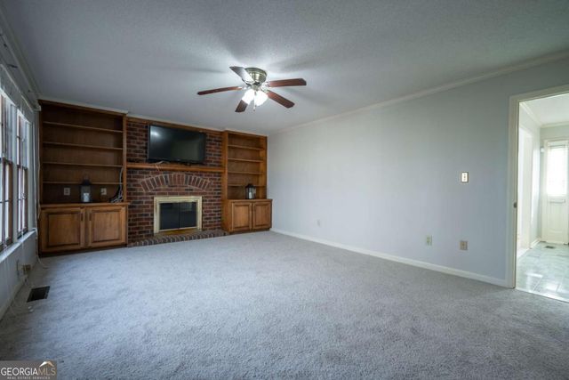 201 Chesterfield Road, Bogart, GA 30622