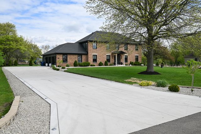 36W338 Mckay Drive, St. Charles, IL 60175