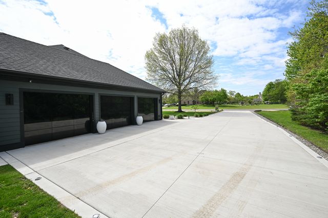 36W338 Mckay Drive, St. Charles, IL 60175