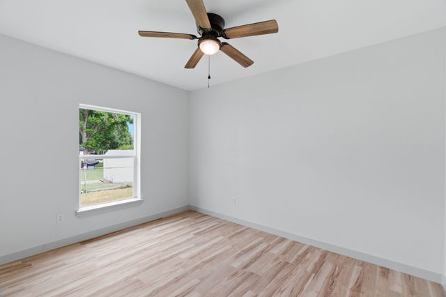 7107 Garza Avenue, Fort Worth, TX 76116