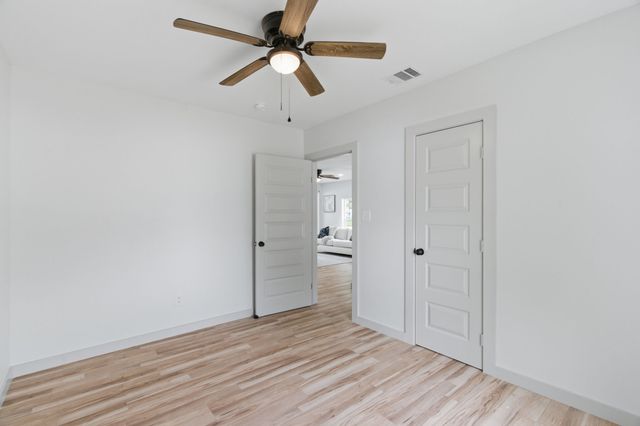 7107 Garza Avenue, Fort Worth, TX 76116