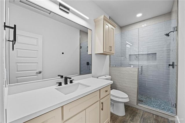 404 Hole No. 7 Street, Mission, TX 78572